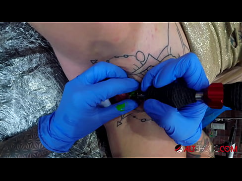 ❤️ Sully Savage mai tsananin jarfa ta yi tattoo a kan kwarin ta ️❌  a mu %ha.sexera.ru ️❤